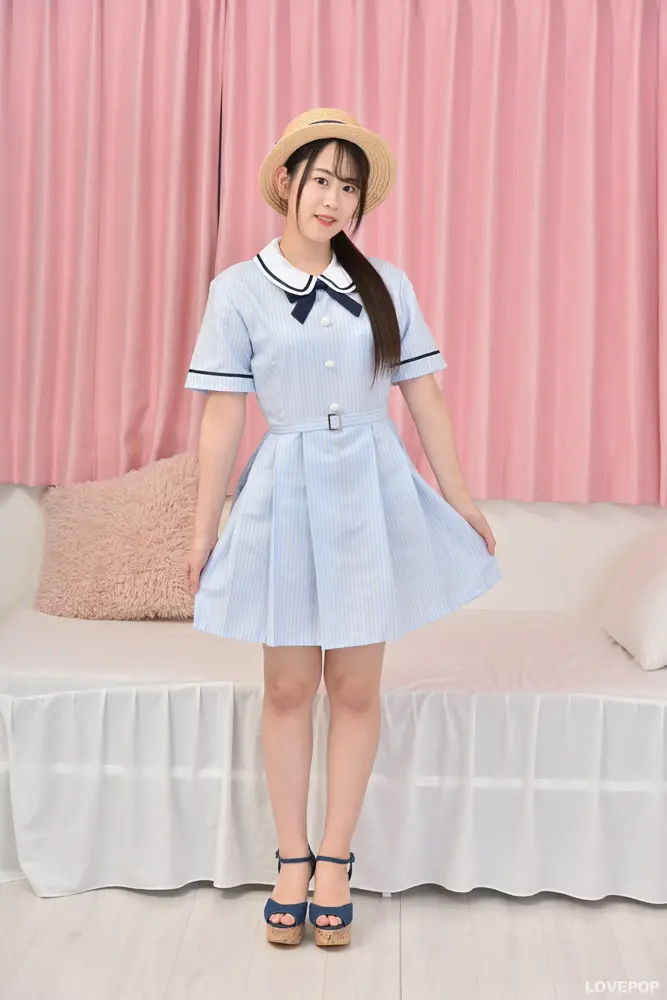 五十嵐美月-ラブポップ-ワンピース-パンチラ-1