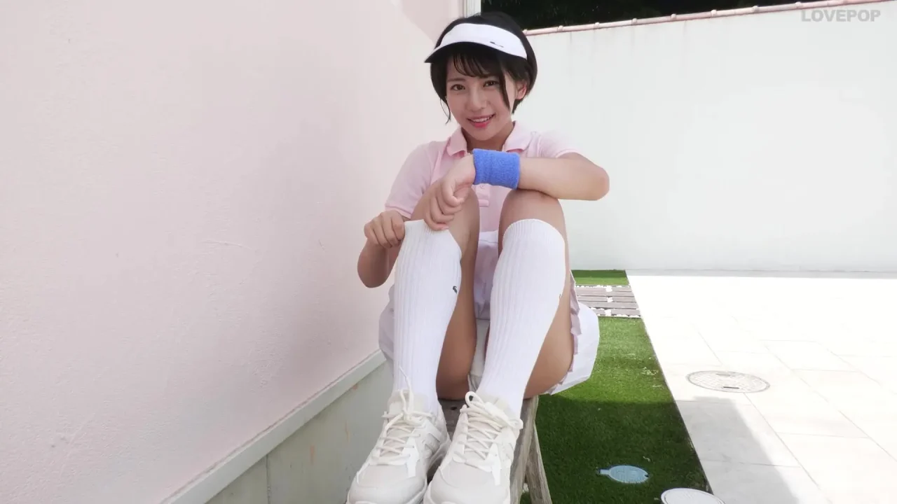 佐々木萌香-ラブポップ-テニス-パンチラまとめ-13