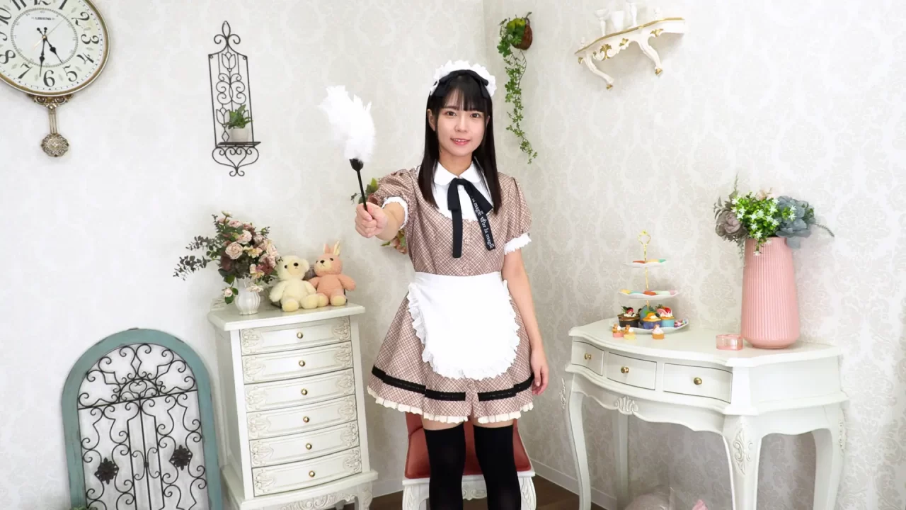 円井萌華-ラブポップ-メイド-パンチラ-6