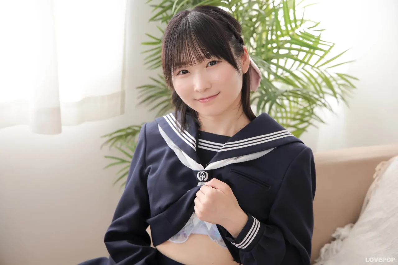 夏木のぞみ-ラブポップ-制服-パンチラ-4