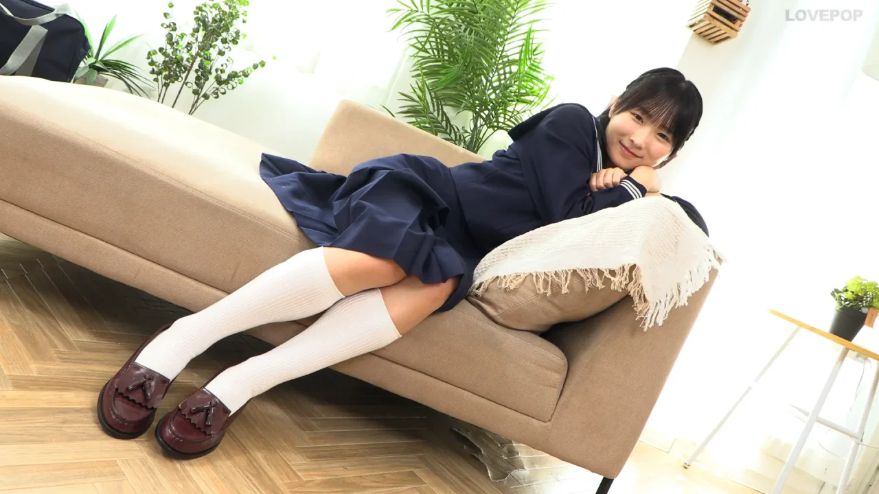夏木のぞみ-ラブポップ-制服-パンチラ-9