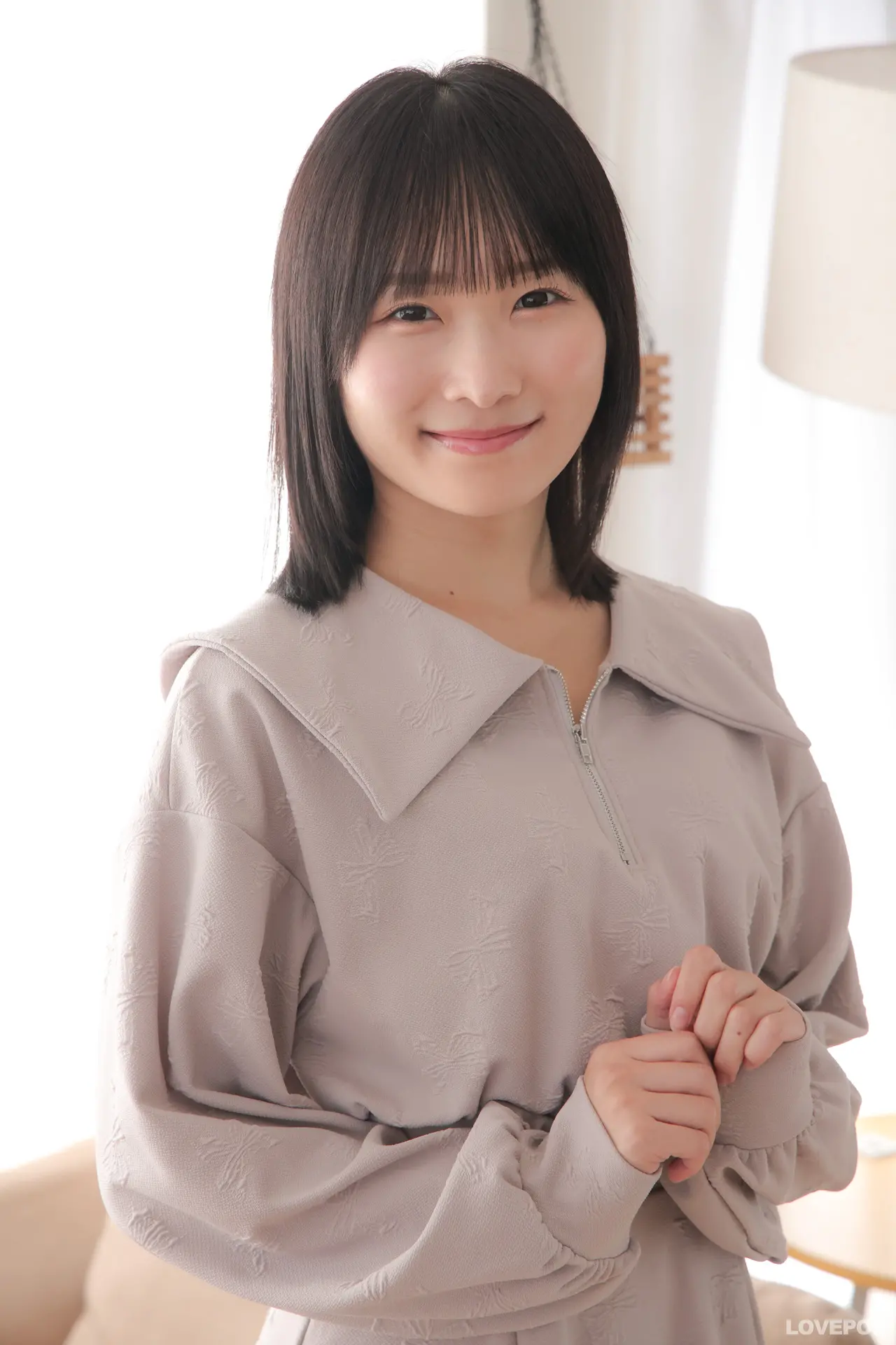 夏木のぞみ-ラブポップ-私服-パンチラ-2