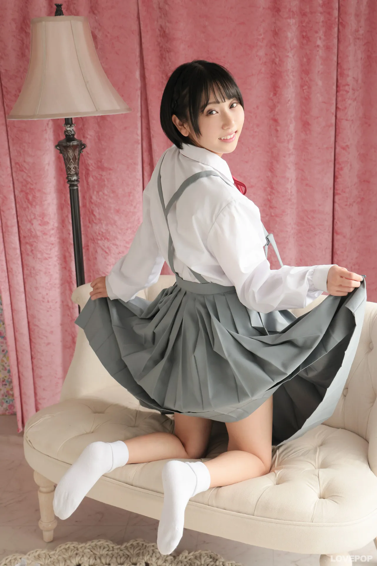 山間あゆ-ラブポップ-制服-パンチラ-3