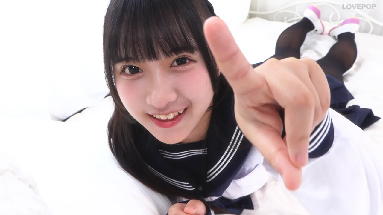 愛染ねね-ラブポップ-制服3-パンチラ-11