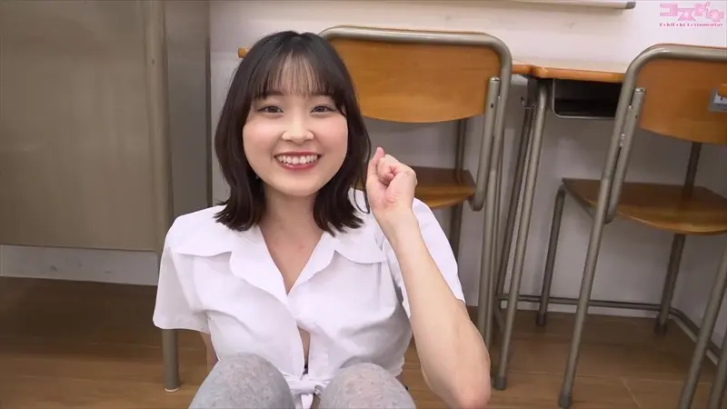 成瀬あみ-コスドキ-ミニスカ-パンチラ-1