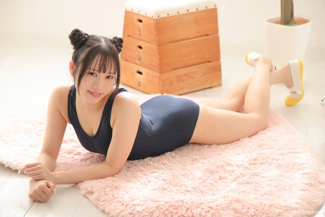 松下ひめの-ラブポップ-スクミズ-パンチラ-5