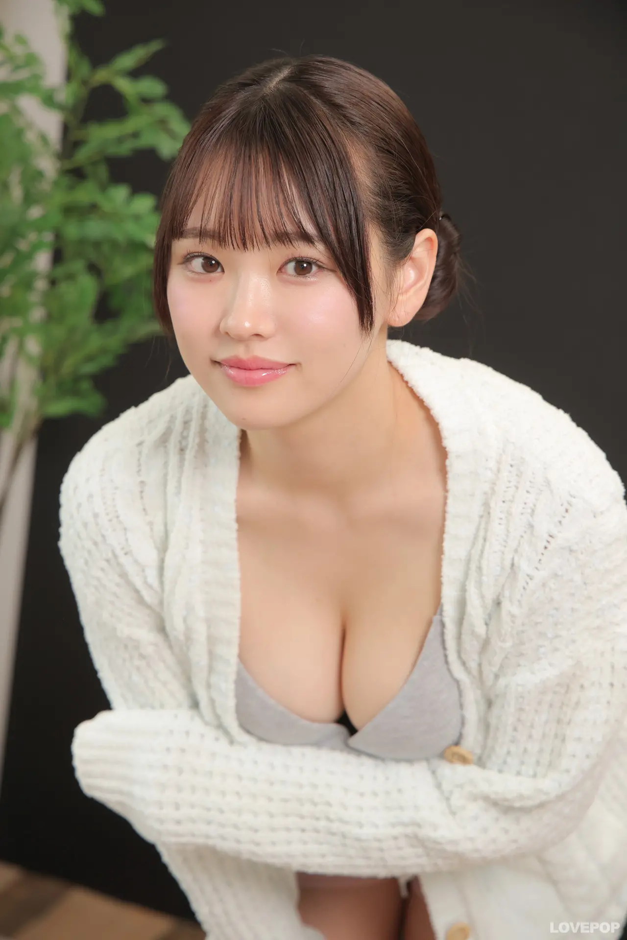 桜木美緒-ラブポップ-部屋着-パンチラ-2