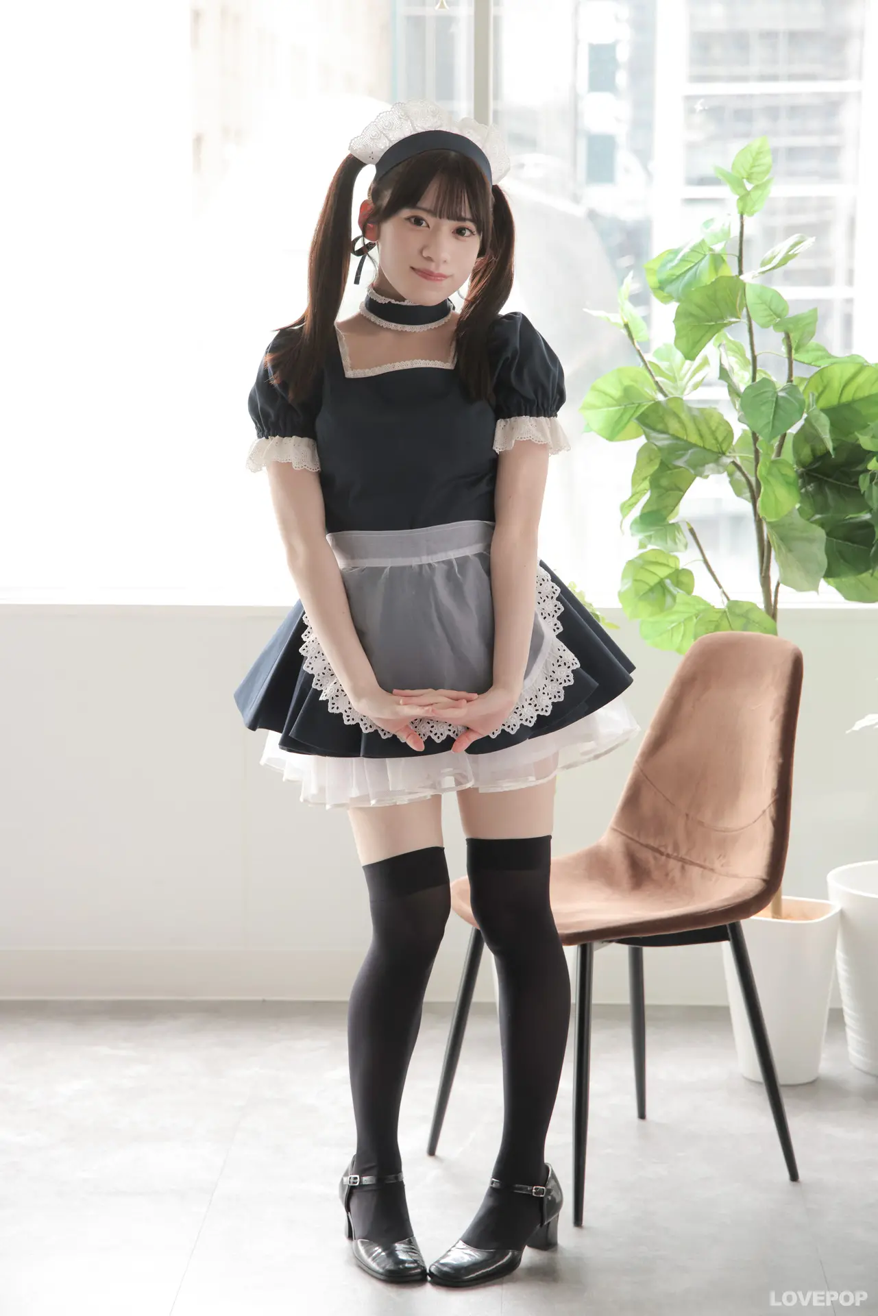 榎本みらの-ラブポップ-メイド-パンチラ-1