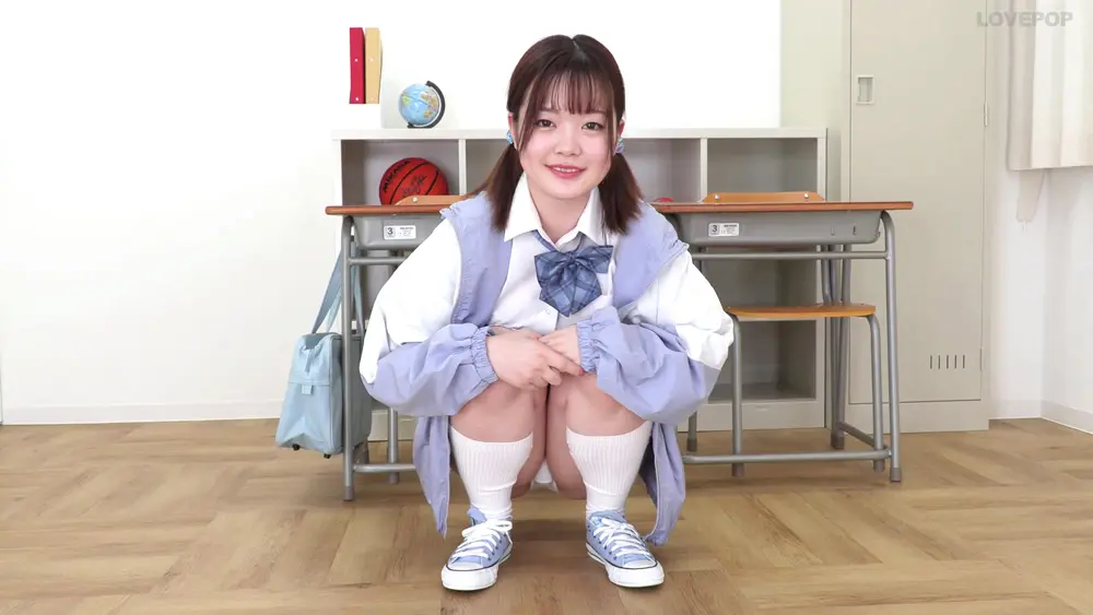 橋本りこ-ラブポップ-制服ジャージ-パンチラ-7