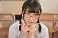 水那しおね-ラブポップ-制服-パンチラ-3