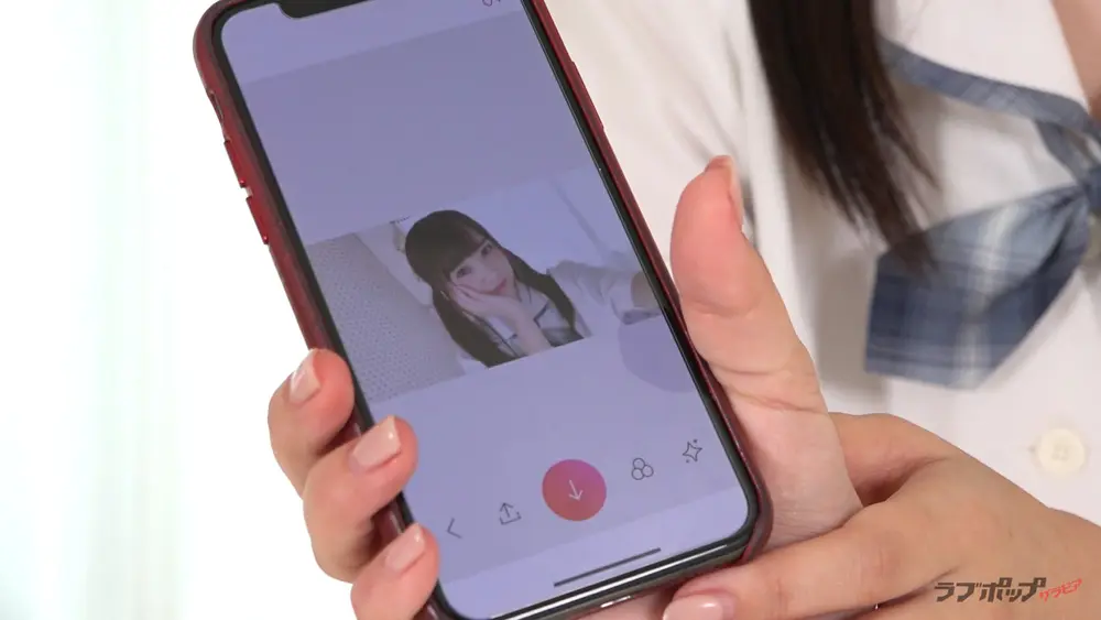 浜田翔子-ラブポップ-制服-パンチラ-3