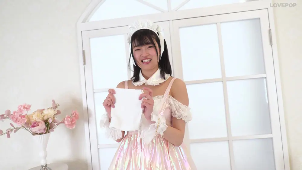 渡邉音宇-ラブポップ-制服-パンチラ-1