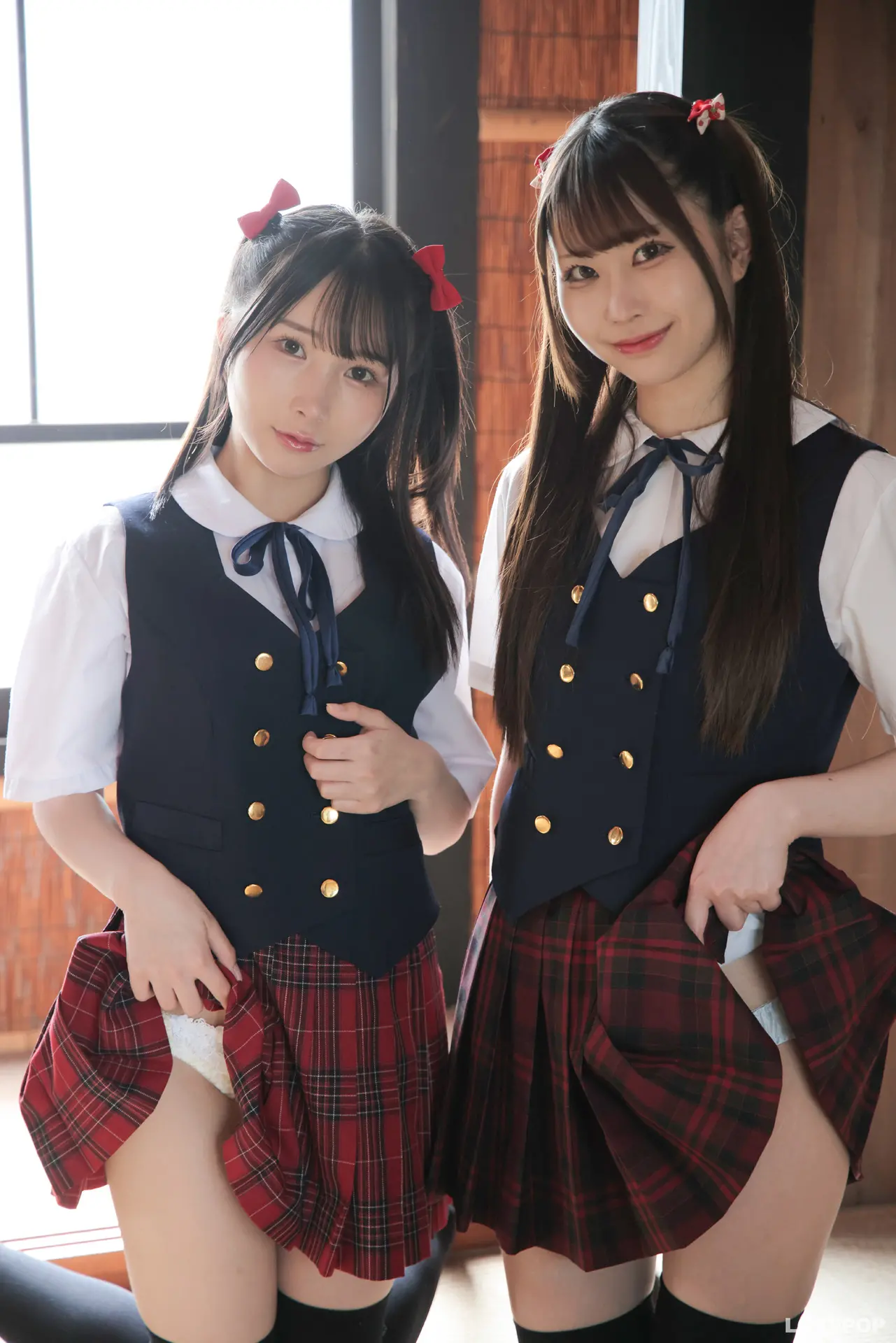 由良かな-天美めあ-ラブポップ-制服-新着パンチラ-202508-2