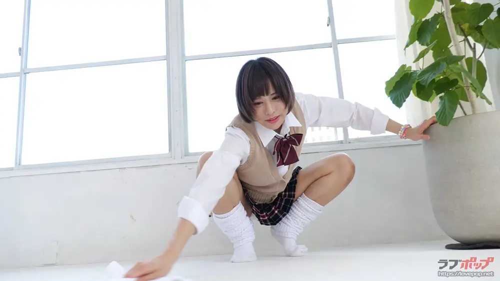 羽生ゆか-ラブポップ-ミニスカ-パンチラ-11