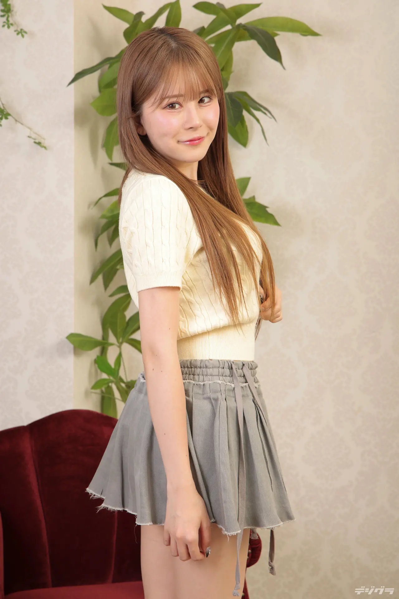 霞ほの-デジグラ-私服-新着パンチラ-202511-2